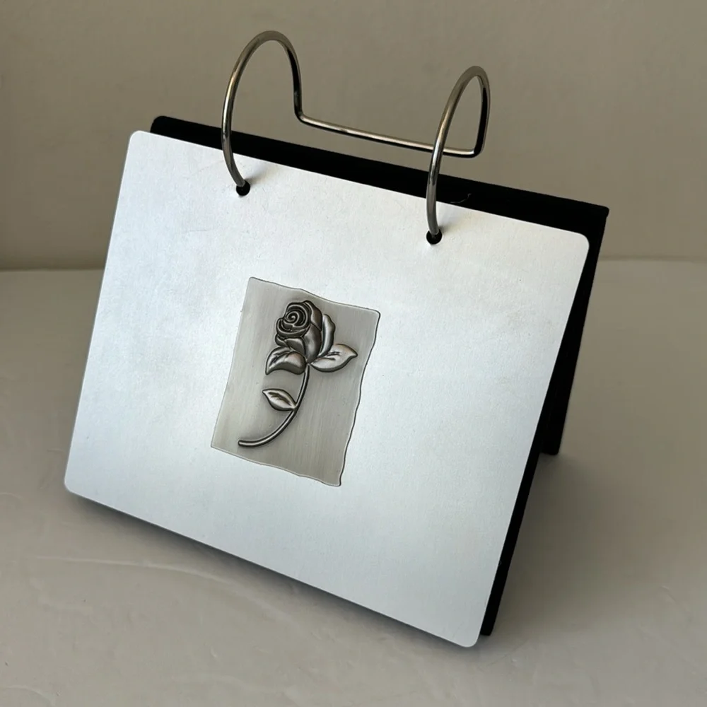 Photo Frame Album on Stand w Metallic Frame w Rose